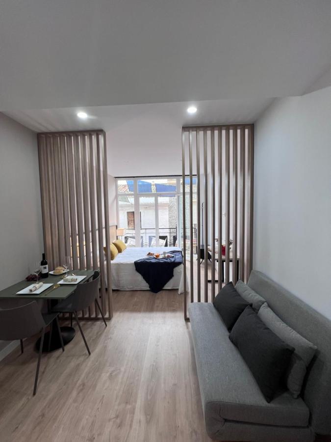 Apartamentos San Juan Suites Бадахос Экстерьер фото