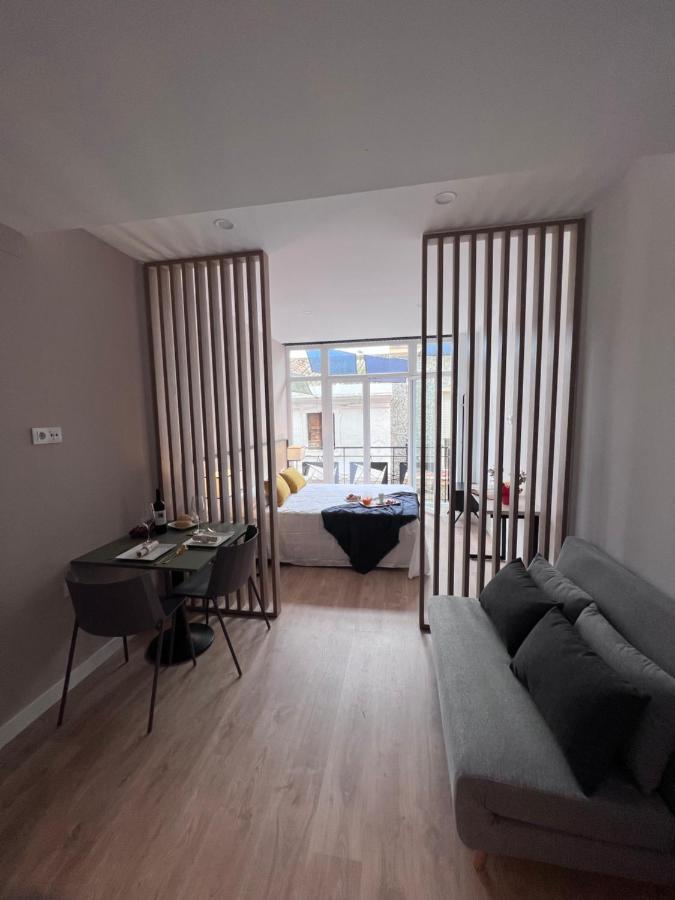 Apartamentos San Juan Suites Бадахос Экстерьер фото